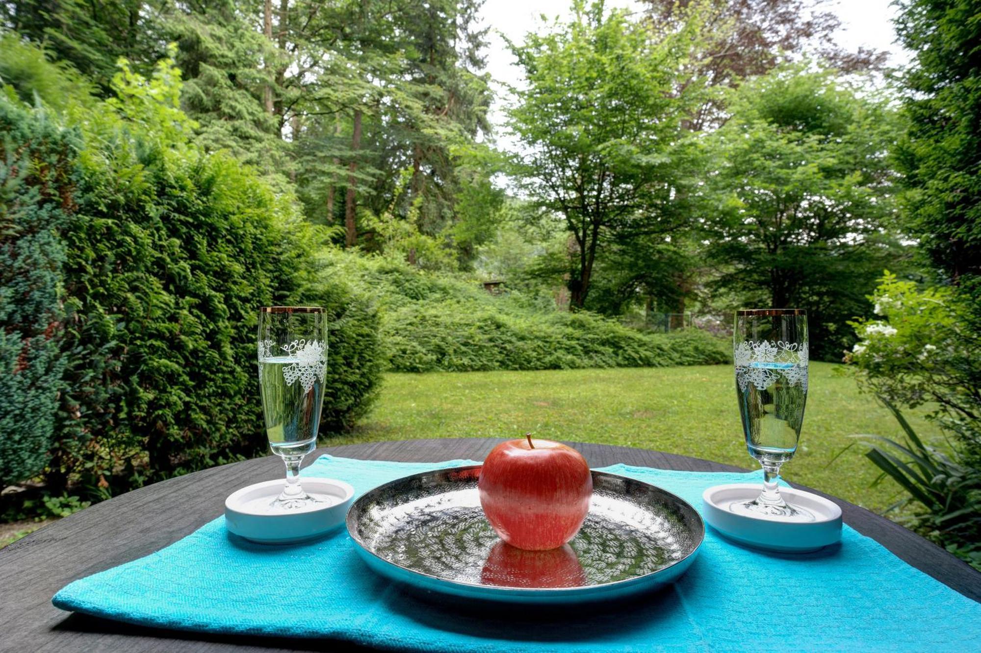 Ferienwohnung Adrion 바트헤른알브 외부 사진