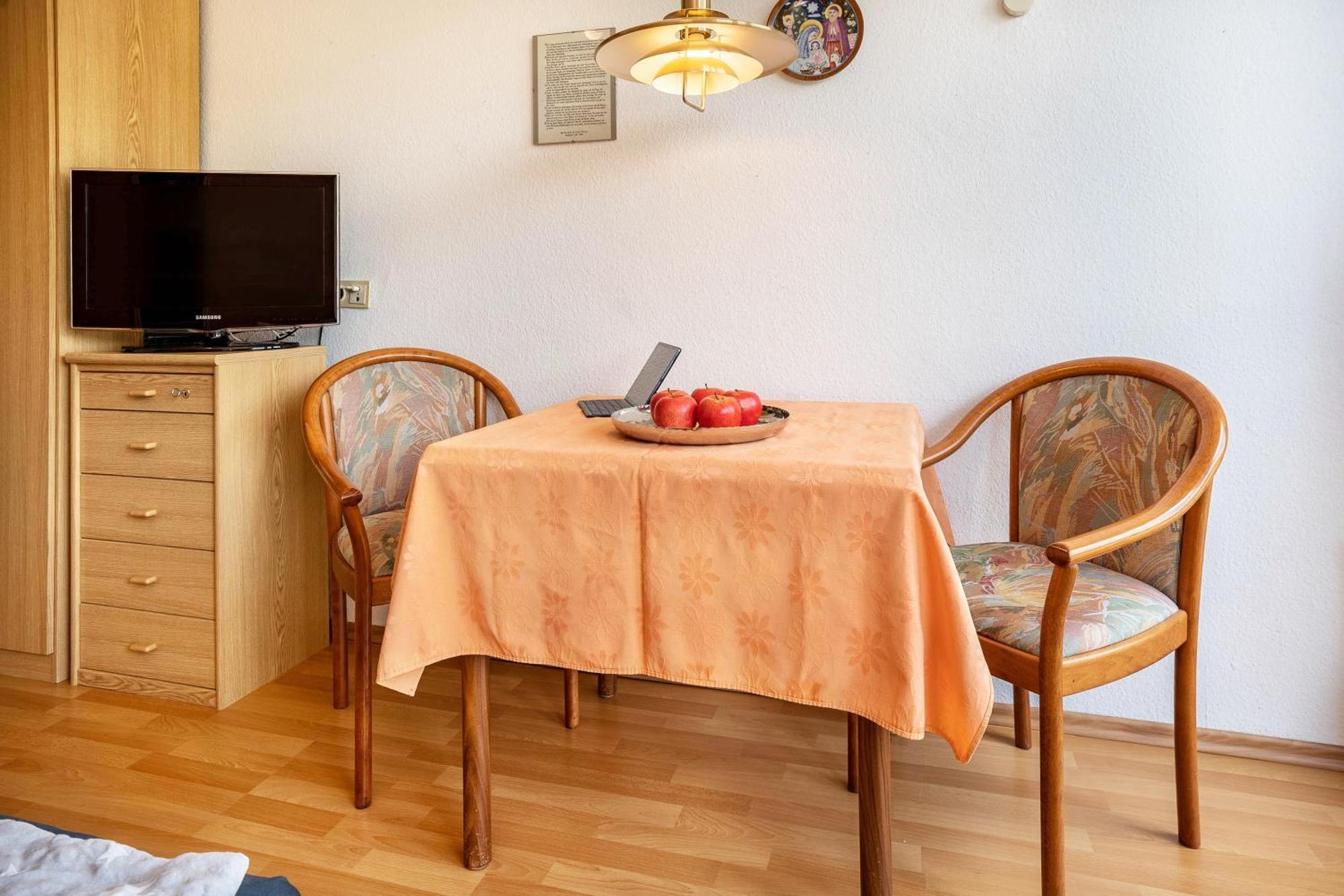 Ferienwohnung Adrion 바트헤른알브 외부 사진